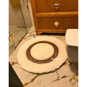 White Soft Geometric Plush Round Rug, Faux Fur Living Room Fluffy Rug, White Gold Plush Rug, Shaggy 5x8 Unique Elegant Luxury Soft Rug