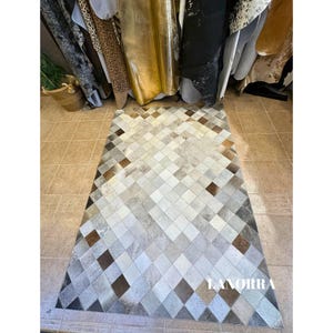 Gray Natural Cowhide Patchwork Rug, Handmade Cowhide Carpet, Home Decor Cow Skin Rug, Hair-on-Leather Patchwork Rug