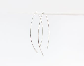 Hoop earrings NAVETTE - hammered silver ear hooks, V-shape, open hoop earrings, earrings, bow, everyday jewelry, gift idea