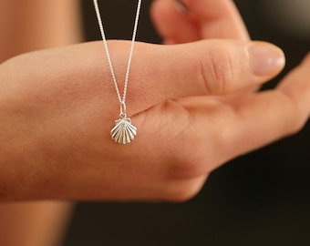 Necklace - SMALL SHELL, 925 silver, filigree shell necklace, maritime silver necklace, shell pendant, small silver shell, shiny
