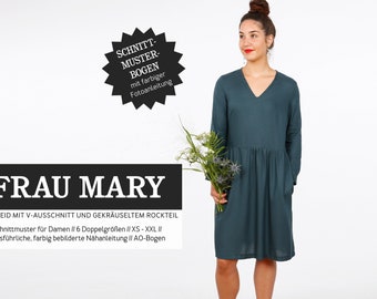 Kleid mit V-Ausschnitt FRAU MARY Papierschnitt