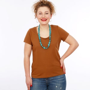 Basic shirt with round neck FRAU ANICA e-book image 5