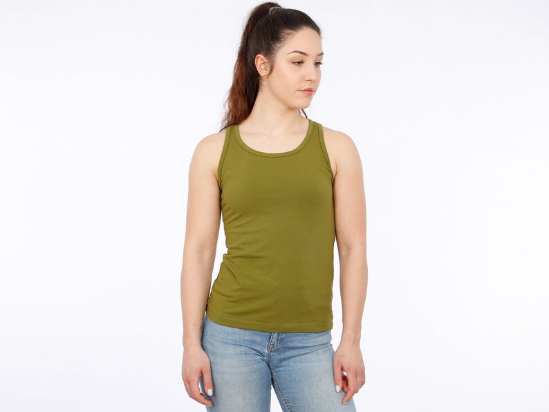 Women's top with racerback FRAU HENNIE e-book image 6