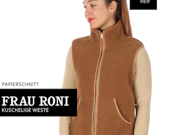 Vest • FRAU RONI paper cut