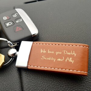 Personalised Full-Grain Leather Keychain Keyring - Add a Name, Message & Box - Great Gift Idea for Friends, Family, Christmas