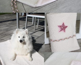 Hundedecke Decke Hundekörbchen To Go creme weiß rosa wasserabweisend