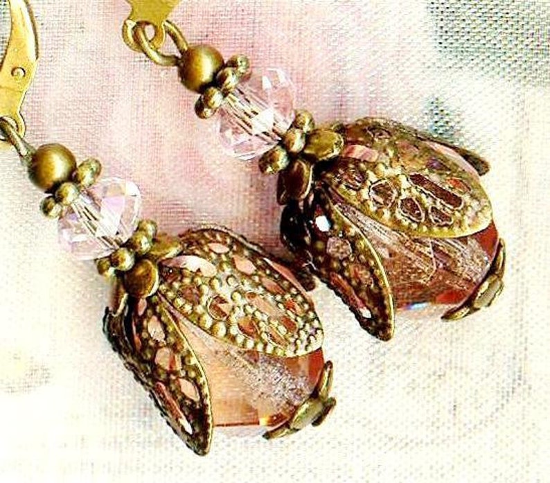 Boucles TULIPES Victoriennes PÊCHE perles facettes cristal Bohême rose abricot bronze vintage antique cadeau mariage anniversaire OR613 image 1