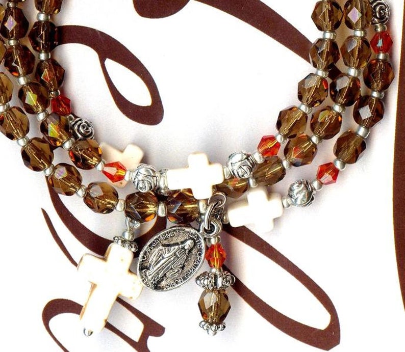 Bracelet Rosaire chapelet pierre MAGNESITE perles cristal facettes Bohême Smoked Topaz orange crucifix medaille vierge RK099 image 1
