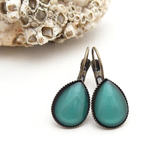 Earrings TRISH petrol * small drops * 14 x 10 mm * dark turquoise * small gift * Mother&#39;s Day * drop shape * lever-back * cabochon jewelry