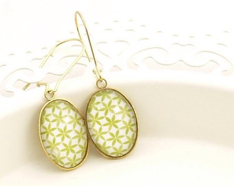 Earrings OLIVE 13 x 18 mm * Moroccan tiles * stainless steel gold * green earrings * cabochon jewelry * olive green * oval earrings * oval