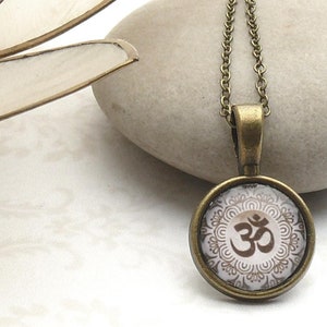 Collana corta "Armonia" marrone *OM* Yoga