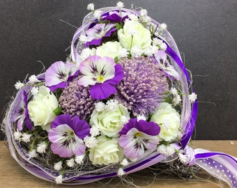 Grave arrangement grave decoration rose viburnum heart pansy horned violet violet purple white arrangement grave gypsophila