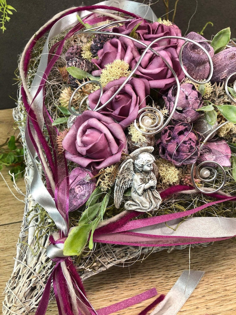 Grabgesteck Grabschmuck Herz Wunschgröße Grabdekoration Grabschmuck Allerheiligen – handgemacht aus Seiden- und Kunstblumen, langlebig & pflegeleicht von SarahsFlowerStudio