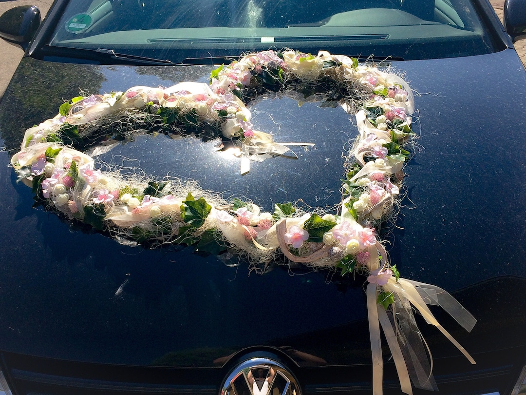 Autoschmuck Herz Autodekoration Autoblumenschmuck Gesteck Hochzeit
