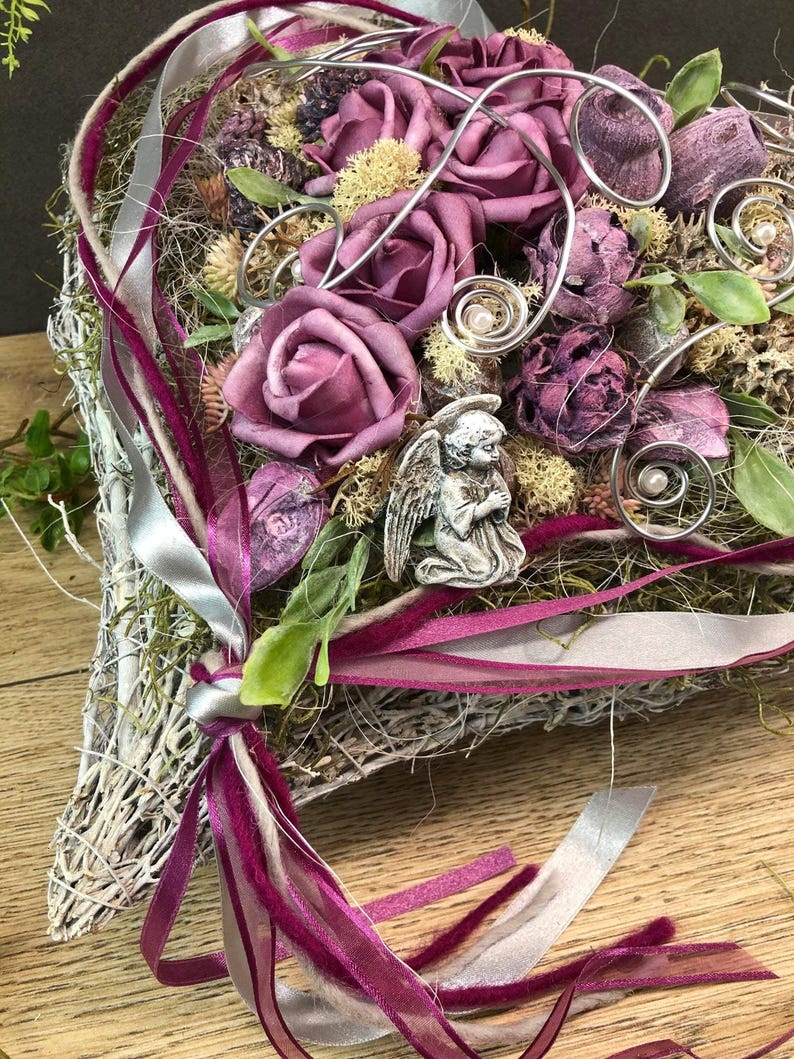 Grabgesteck Grabschmuck Herz Wunschgröße Grabdekoration Grabschmuck Allerheiligen – handgemacht aus Seiden- und Kunstblumen, langlebig & pflegeleicht von SarahsFlowerStudio