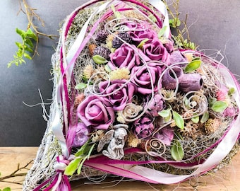 Herz-Grabgesteck zeitlos – langlebiger Grabschmuck