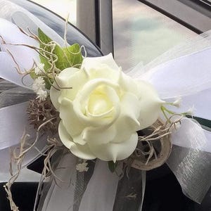 Autoschleifen Brautauto Hochzeit – Seidenblumen 2er Set Schmuck