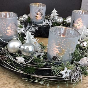 Adventskranz rund mit LED-Lichterkette – mehrjährig langlebig
