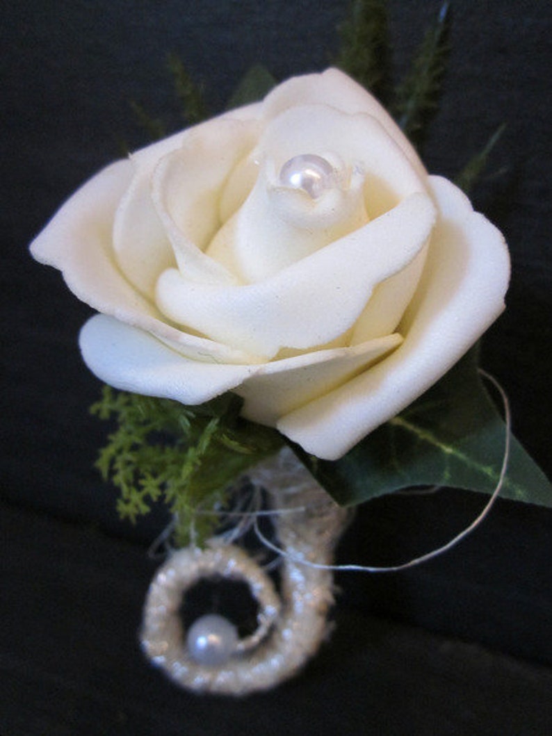 Badge wedding groom rose wedding white pearl brooch image 3