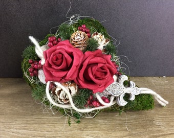 Grabgesteck Grabschmuck Gesteck Grab Allerheiligen Winterlich Weihnachten Herz Moosherz Rose Grave Arrangument grave flowers longlasting