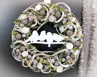 Door wreath wreath natural dry material handbound Modern year-round door jewelry jungle moss birch slices Amber tree berries autumn