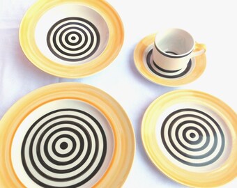 5-piece porcelain dinner/coffee set, hand-painted