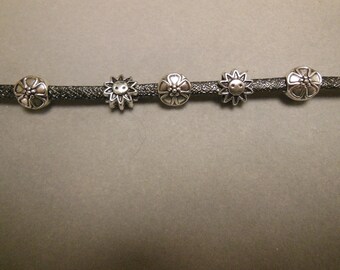 Grey leather bracelet with sliding beads stainless steel silver