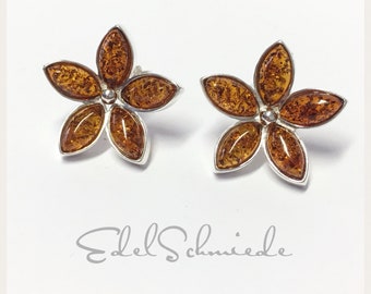 noble stud earrings in 925 silver with amber flower