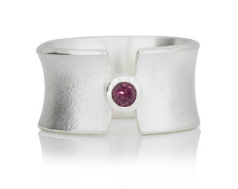 Silver ring with rhodolite