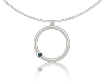 Pendant with Omega ring, London blue - topaz