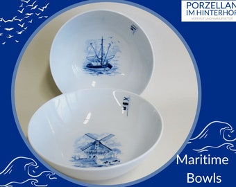 Porzellan Müslischüsseln, Bowls, Schalen mit Windmühle, Fischkutter oder Leuchtturm, maritime Dekore im Delfter Stil weiß blau, Kombiservice