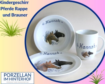 Personalisiertes Porzellanset mit Pferdemotiv Brauner und Rappe mit Namen. Für Pferdemädchen ideales Geschenk Geburtstag oder Weihnachten