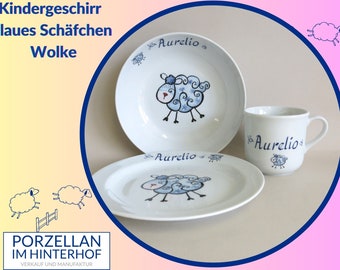 Porzellan Kindergeschirr Sets: Blaues Schäfchen Wolke mit Namen personalisiert Geschenk zu Ostern, Taufe, Geburtstag, Weihnachten