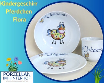 Children's tableware with names and colorful horses in orange. Horse motif for children personalized for birthdays, baptisms, Easter