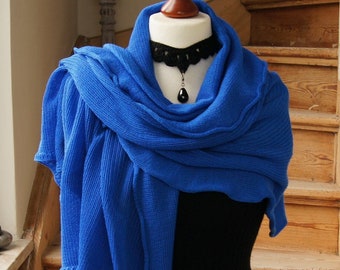 Large oversized merino wool summer shawl *as a counterpart to cashmere*lint-free, German manufacturer, light merino scarf, shawl, royal blue