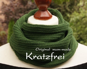 Scarf, small loop, round scarf, ribbed, knitted, winter outfit, knitted scarf, wool scarf, loop scarf, winter scarf, scratch-free, green