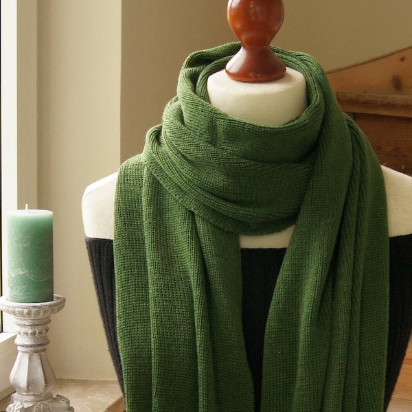 Fine 100% Merino scarf, cuddly soft wool scarf, knitted scarf, winter scarf, finely ribbed, knitted, women's scarf, men's scarf, scratch-free, green