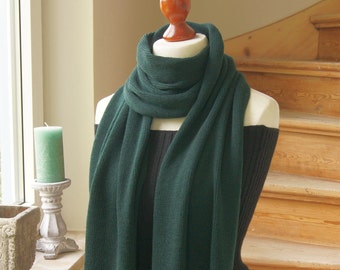 Fine 100% merino scarf, cuddly soft wool scarf, winter scarf, ribbed, knitted, women's scarf, men's scarf, scratch-free, dark green