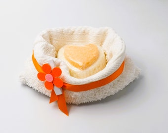 Gift set - bath heart, bath bomb in wash mitt