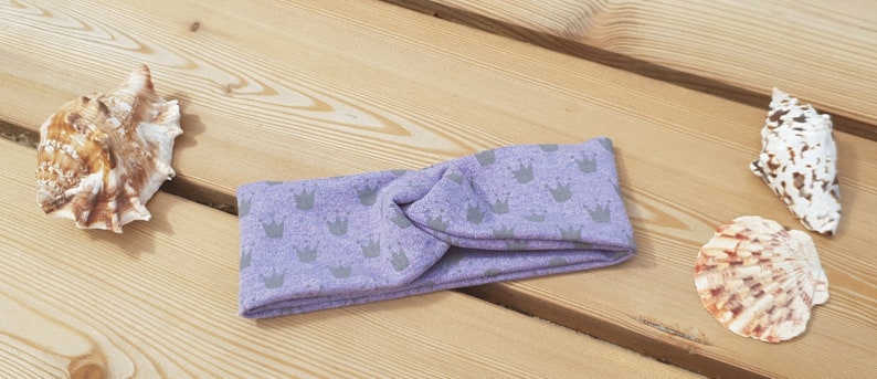 Headband /' crown /' lavender in turban look