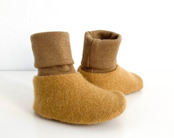 Baby shoes, cashmere merino wool, ocher mustard yellow, size 16/17 1 -6 months, upcycling