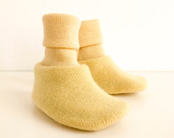 Baby shoes, 1-12 months, light yellow, cashmere merino wool, upcycling