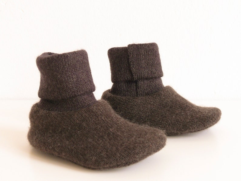 First Skirt 0-4 Months Baby Shoes Newborn Shoes Brown Merino Wool Cashmere Silk Upcycled