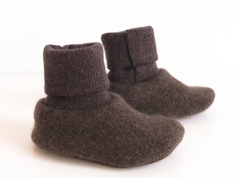 First Skirt 0-4 Months Baby Shoes Newborn Shoes Brown Merino Wool Cashmere Silk Upcycled