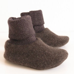 First Skirt 0-4 Months Baby Shoes Newborn Shoes Brown Merino Wool Cashmere Silk Upcycled