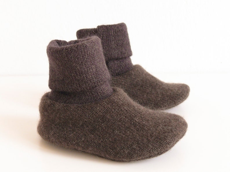 First Skirt 0-4 Months Baby Shoes Newborn Shoes Brown Merino Wool Cashmere Silk Upcycled