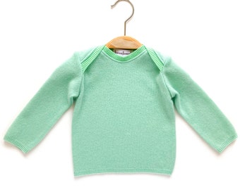 Baby sweater made of 100% cashmere in 74/80 mint green, upcycled long-sleeved shirt, cashmere sweater, slip-on sweater