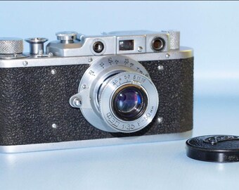 ヴィンテージのFED 3レンジファインダー35mmフィルムカメラ。動作状態