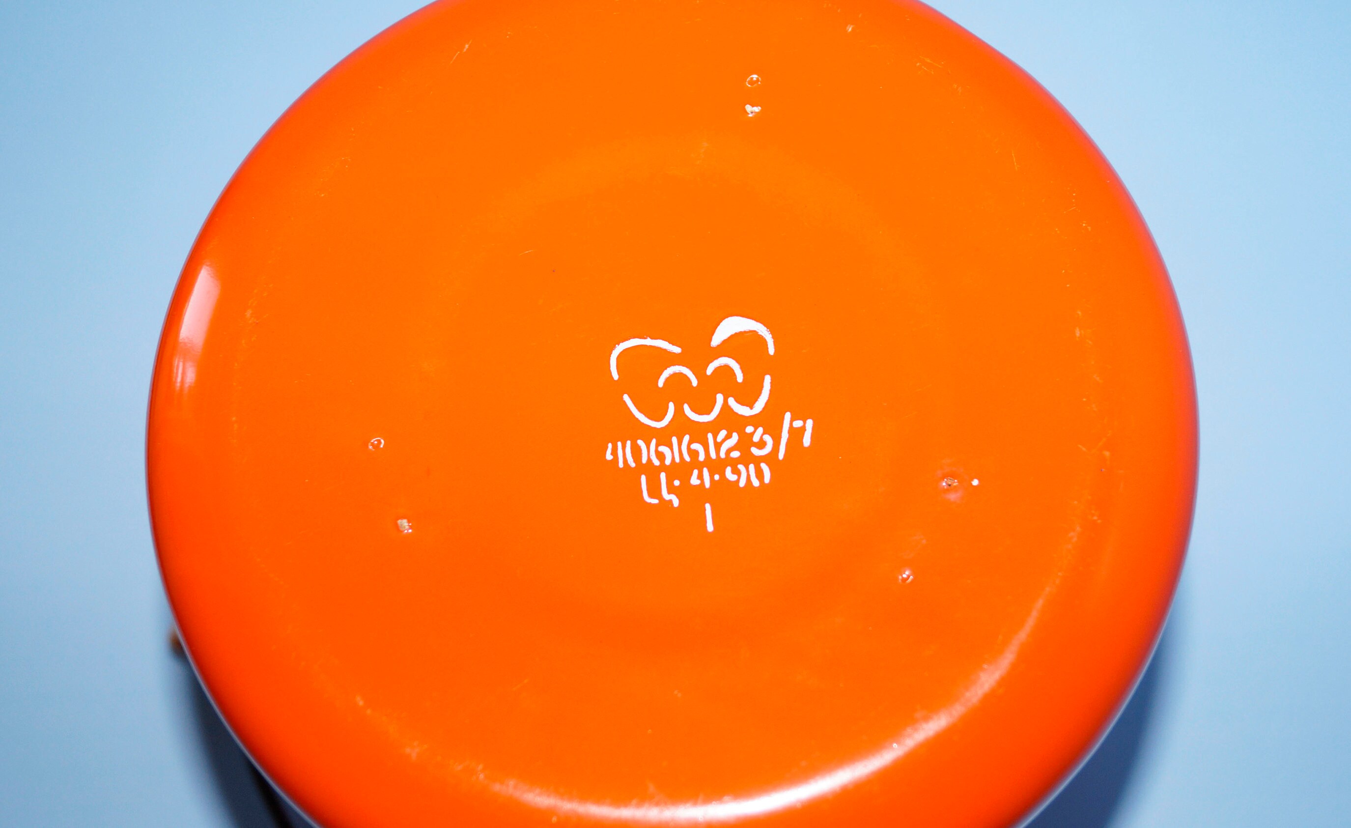 ヴィンテージソビエトエナメル缶、3L オレンジ水玉模様キッチン装飾