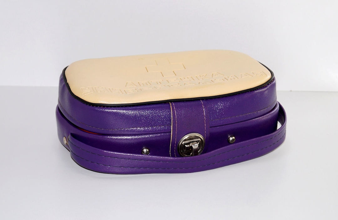 ソ連のヴィンテージ救急箱：1970年代の医療箱 - Etsy 日本